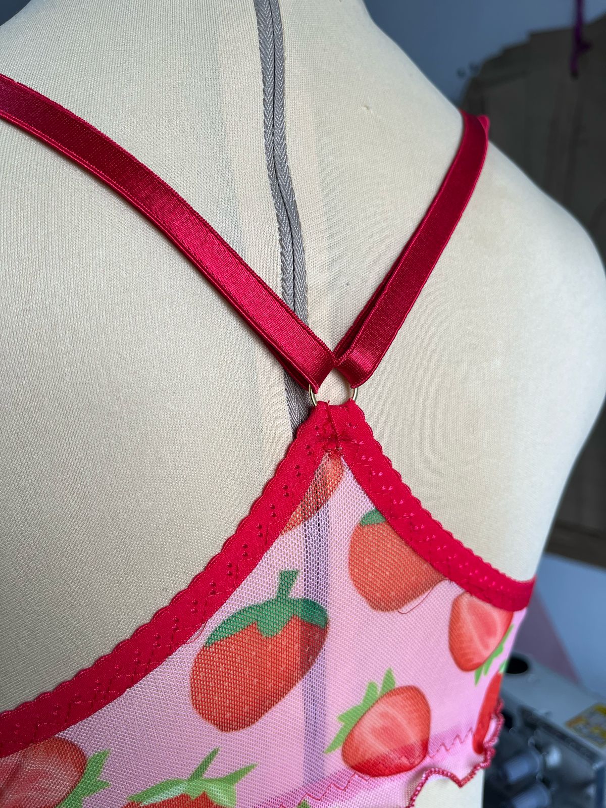 STRAWBERRY LOVERS CONJUNTO INTIMO